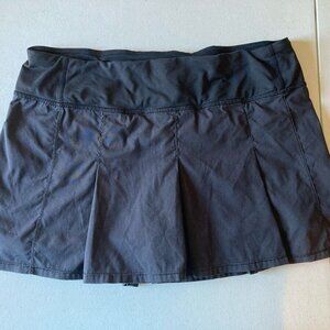 Lululemon Black Pleated Tennis Skort Size Medium 8/10 Fast Cat